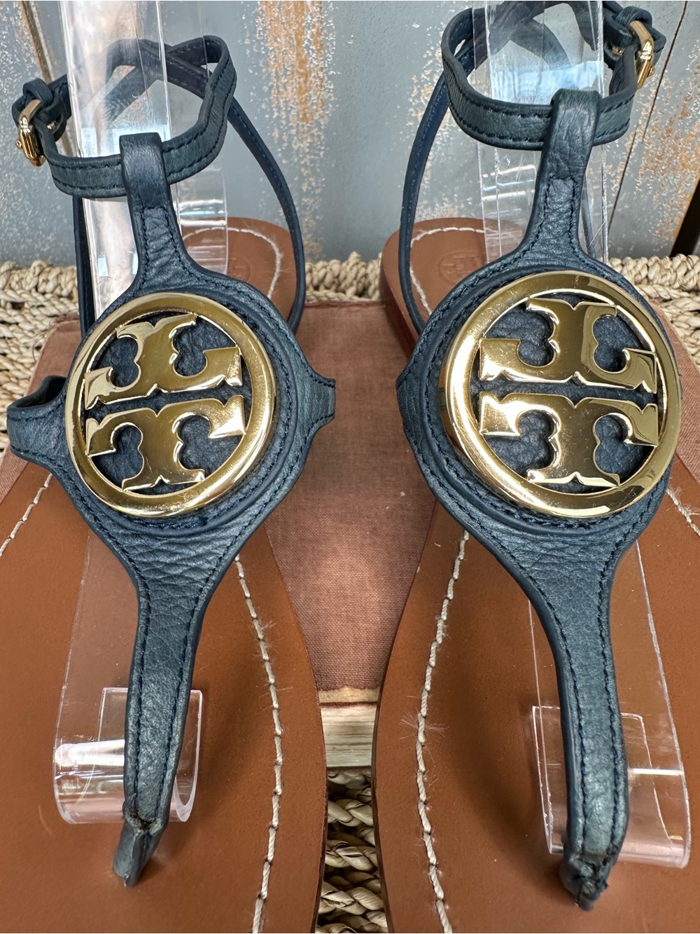 Tory Burch Leticia Logo Leather Ankle Strap Thong Sandal Navy Sz 8.5 - Picture 3 of 15